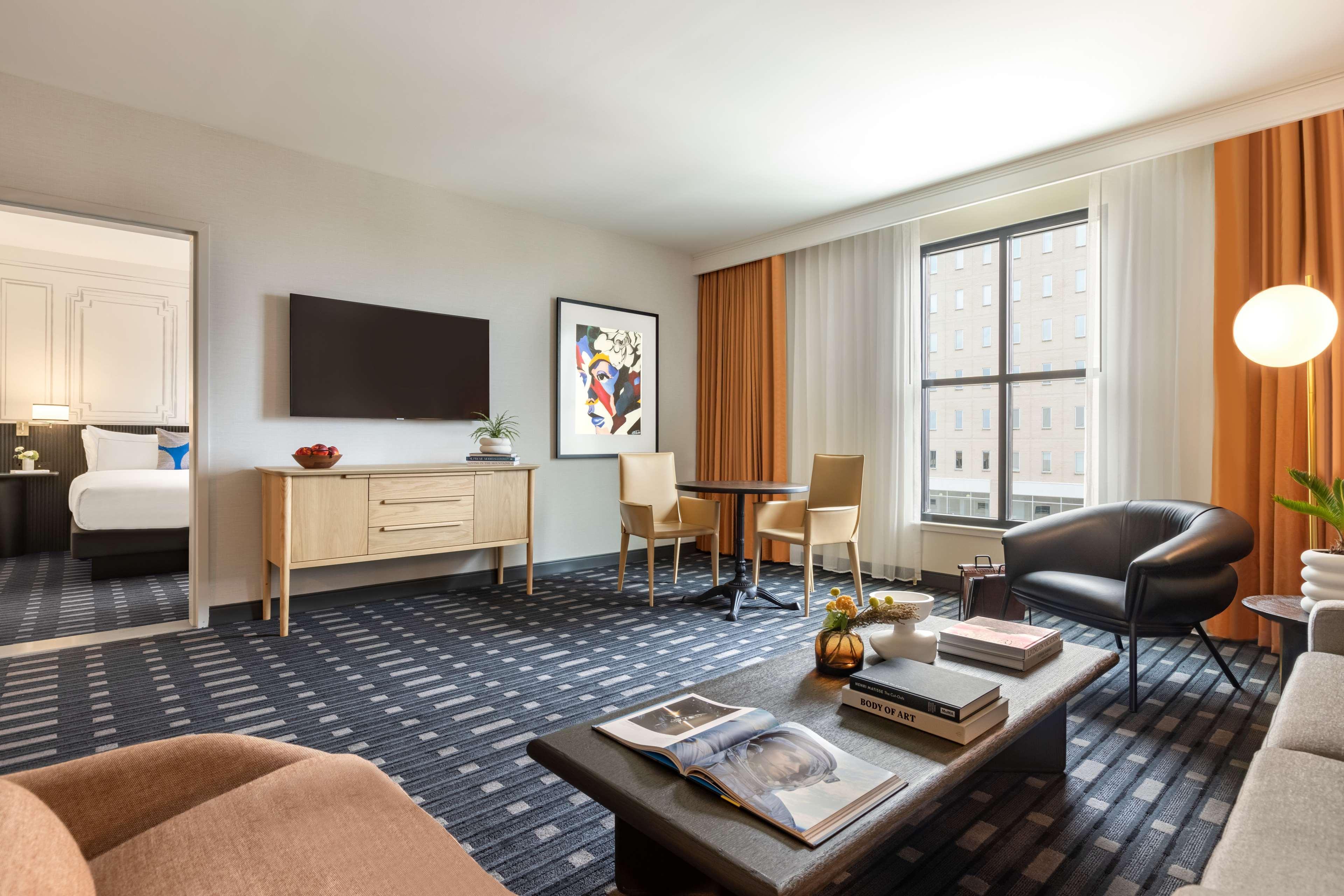 106 Jefferson Huntsville, Curio Collection By Hilton Екстер'єр фото