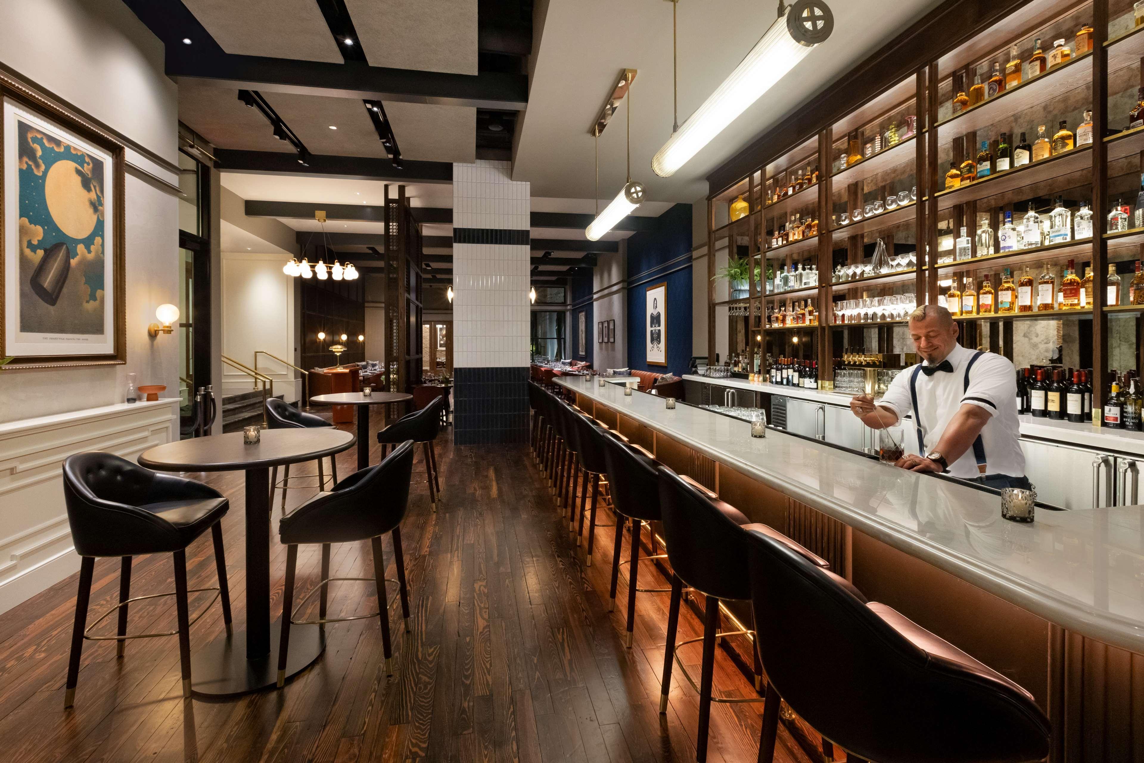106 Jefferson Huntsville, Curio Collection By Hilton Екстер'єр фото