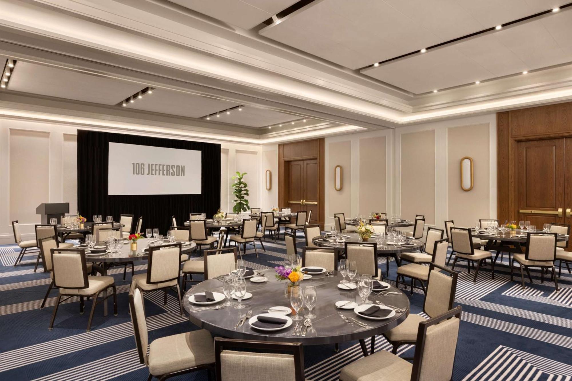 106 Jefferson Huntsville, Curio Collection By Hilton Екстер'єр фото