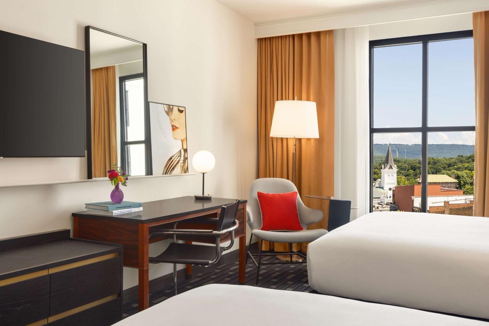106 Jefferson Huntsville, Curio Collection By Hilton Екстер'єр фото